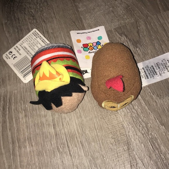 Disney Tsum Tsum nwt bundle - Picture 2 of 2